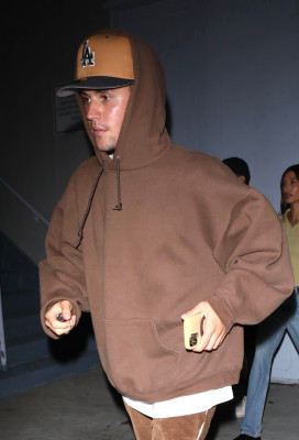 24.08 | Parte de Churchome, em Los Angeles