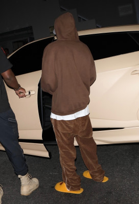 24.08 | Parte de Churchome, em Los Angeles