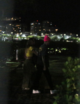 04.09 | Sai do hotel no Rio de Janeiro