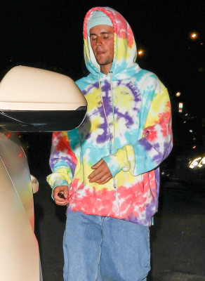 01.10 | Sai depois de um jantar tardio no San Vicente Bungalows, em West Hollywood