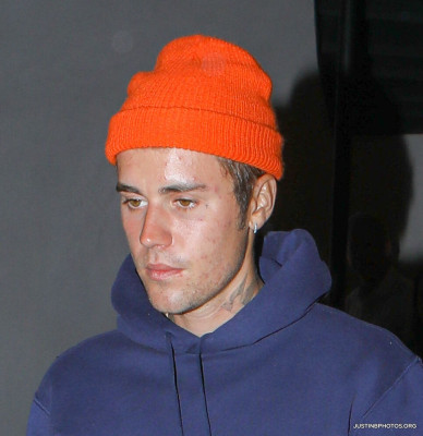22.10 | Sai para jantar em West Hollywood