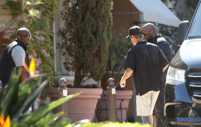 24.10 | Chega a um clube de golfe em Laguna Beach