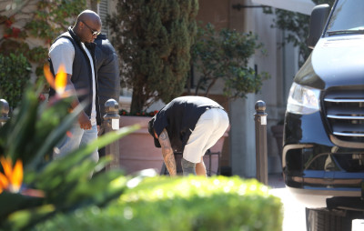 24.10 | Chega a um clube de golfe em Laguna Beach
