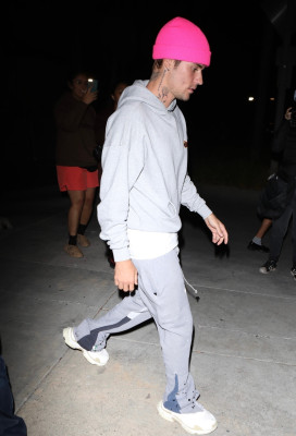 26.10 | Deixando a Igreja Churchome, em Beverly Hills