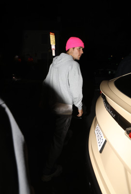 26.10 | Deixando a Igreja Churchome, em Beverly Hills