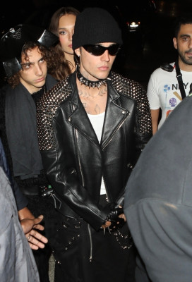 29.10 | Vai à festa de Halloween de Vas Morgan em West Hollywood