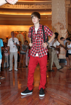 06.12 | Justin Bieber passeando em Bahamas