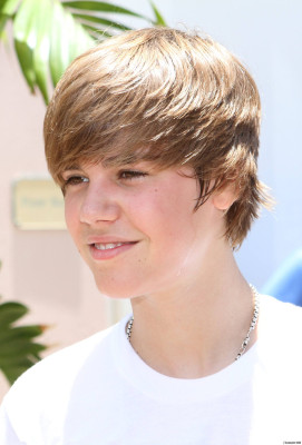 06.12 | Justin Bieber passeando em Bahamas
