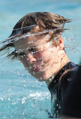 06.12 | Justin Bieber passeando em Bahamas