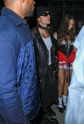 29.10 | Deixando a festa de Halloween de Vas Morgan em West Hollywood