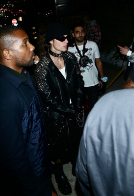 29.10 | Deixando a festa de Halloween de Vas Morgan em West Hollywood
