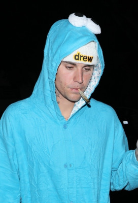 30.10 | Saindo para uma festa de Halloween em West Hollywood