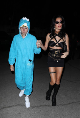30.10 | Saindo para uma festa de Halloween em West Hollywood
