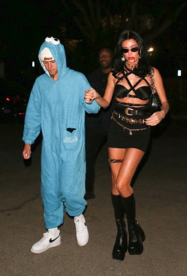 30.10 | Saindo para uma festa de Halloween em West Hollywood