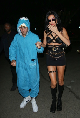 30.10 | Saindo para uma festa de Halloween em West Hollywood