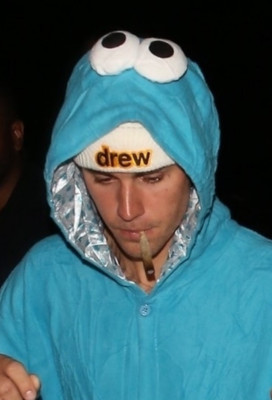 30.10 | Saindo para uma festa de Halloween em West Hollywood
