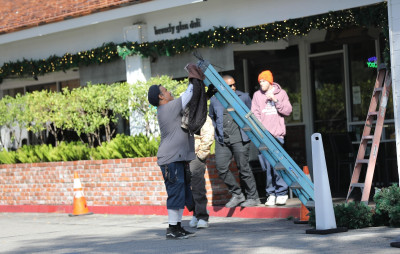02.11 | Tomando um café em Beverly Hills