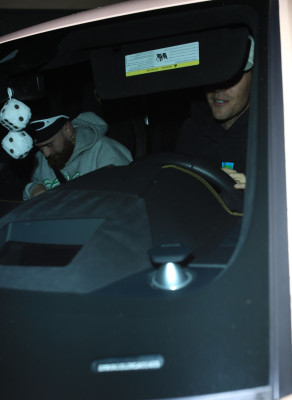 02.11 | Depois de jantar com um amigo no Craig's, em West Hollywood