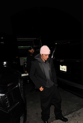 05.11 | Chegando ao Mother Wolf para a festa de aniversário de Odell Beckham Jr