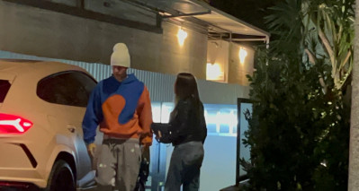 30.11 | Chega para um culto na Churchome em Beverly Hills