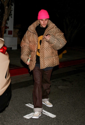03.12 | Saindo do The Birds Street Club em West Hollywood