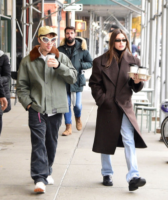 06.12 | Sai para tomar um café em Nova York