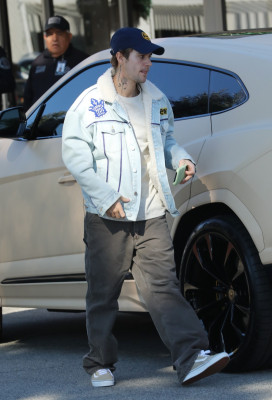 13.12 | Chegando ao Beverly Glen Deli, em Los Angeles