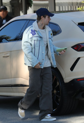 13.12 | Chegando ao Beverly Glen Deli, em Los Angeles