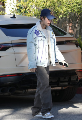 13.12 | Chegando ao Beverly Glen Deli, em Los Angeles