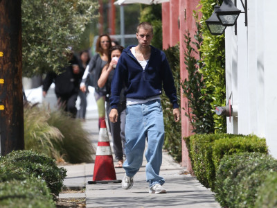 03.05 | Aparição em Los Angeles, Califórnia.