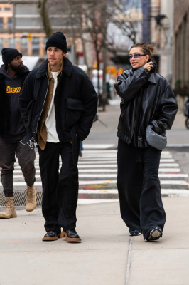 25.01 | Justin e Hailey Bieber em Nova York.