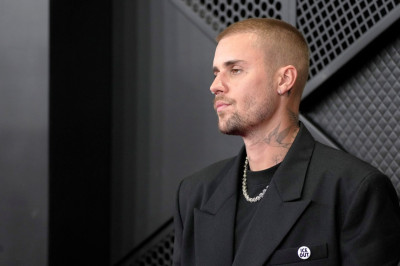 01.02 | Justin Bieber e Hailey Bieber no redcarpet da 68ª edição do Grammy Awards em Los Angeles