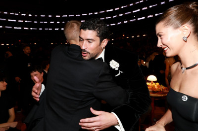 01.02 | Durante a 68ª edição do Grammy Awards