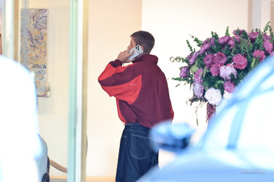 30.09 | Justin Bieber foi visto no The Maybourne em Beverly Hills, Califórnia.