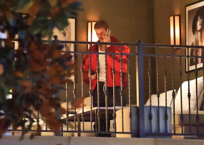 30.09 | Justin Bieber foi visto no The Maybourne em Beverly Hills, Califórnia.