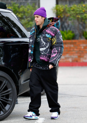 15.01 | Aparição de Justin e Hailey Bieber em Los Angeles, Califórnia
