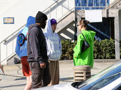19.01 | Aparição de Justin e Hailey Bieber em Los Angeles, Califórnia