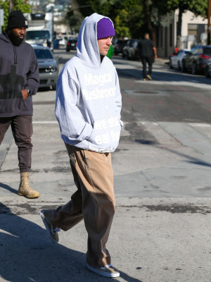 19.01 | Aparição de Justin e Hailey Bieber em Los Angeles, Califórnia